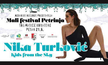 Mali festival Petrinja: Nika Turković i kids from the sky