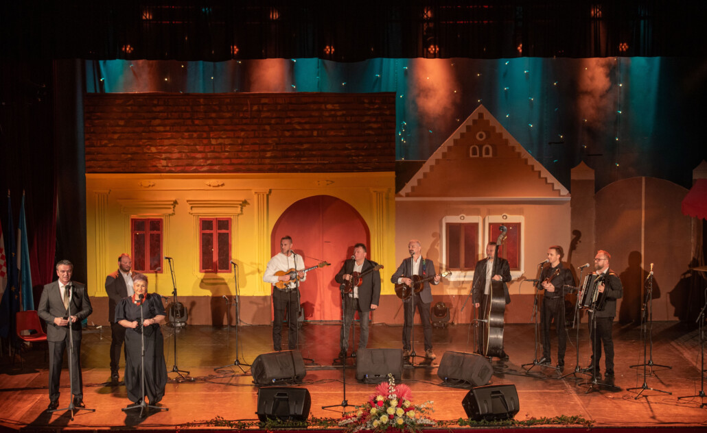 20. festival tamburaške glazbe Šokačke pisme