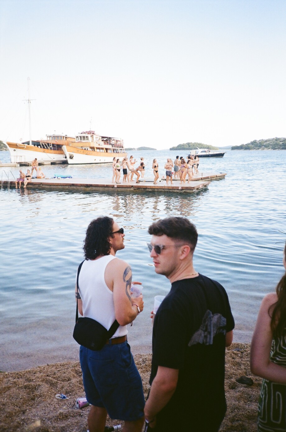 Love International / Alma Drnovac