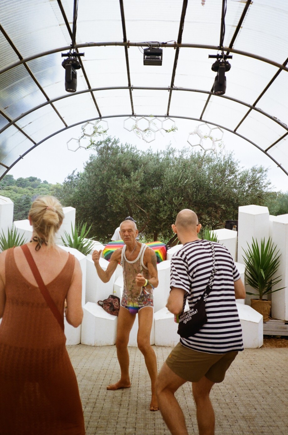 Love International / Alma Drnovac