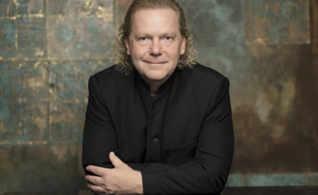 Zagrebačka filharmonija - Plavi ciklus: Conrad van Alphen, Andrey Gugnin Zagrebačka filharmonija - Plavi ciklus: Conrad van Alphen, Andrey Gugnin