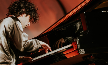 Scena Amadeo: Aljoša Jurinić i Thomas Lee Cooper