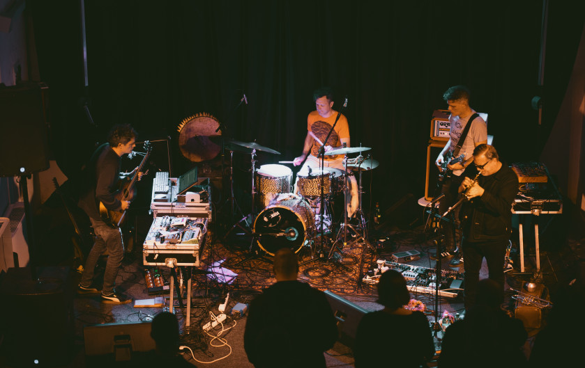 Roj osa, Rob Mazurek