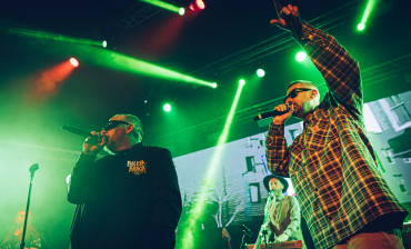 Bolesna braća u Boogaloou / Matej Grgić