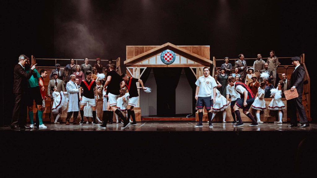 Kraljica lopte, Ivo Tijardović