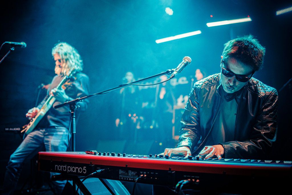 J. R. August u Vintage Industrial Baru