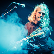 J. R. August u Vintage Industrial Baru