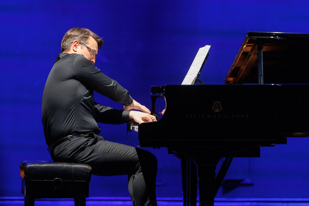 Zagrebačko glazbeno proljeće, Lisinski, solo pjesma, popijevka