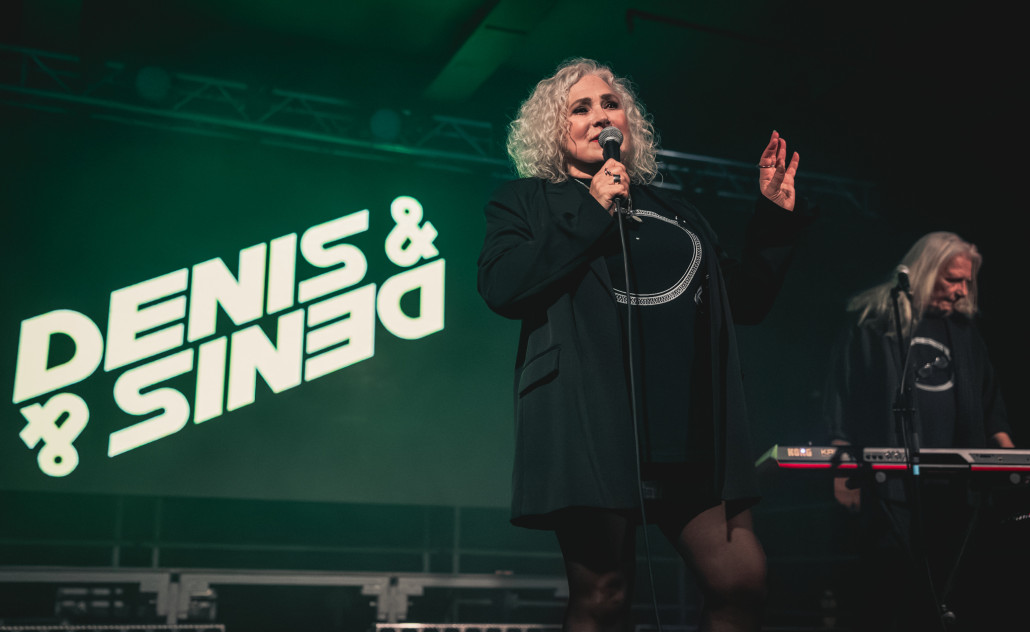 Denis & Denis