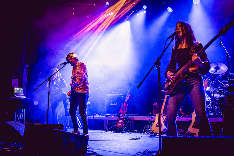 Turbo Trans Turisti u Tvornici / Filip Bušić