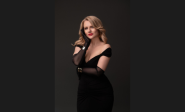 Danijela Pintarić: Broadway Meets Hollywood - Hrvatski dom Split