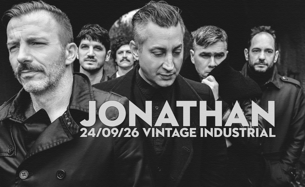 Jonathan - Vintage Industrial Bar