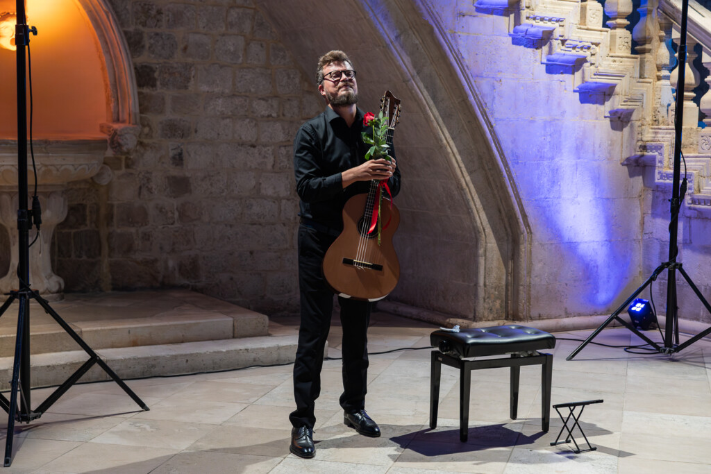 Srđan Bulat, Dubrovnik, Knežev dvor